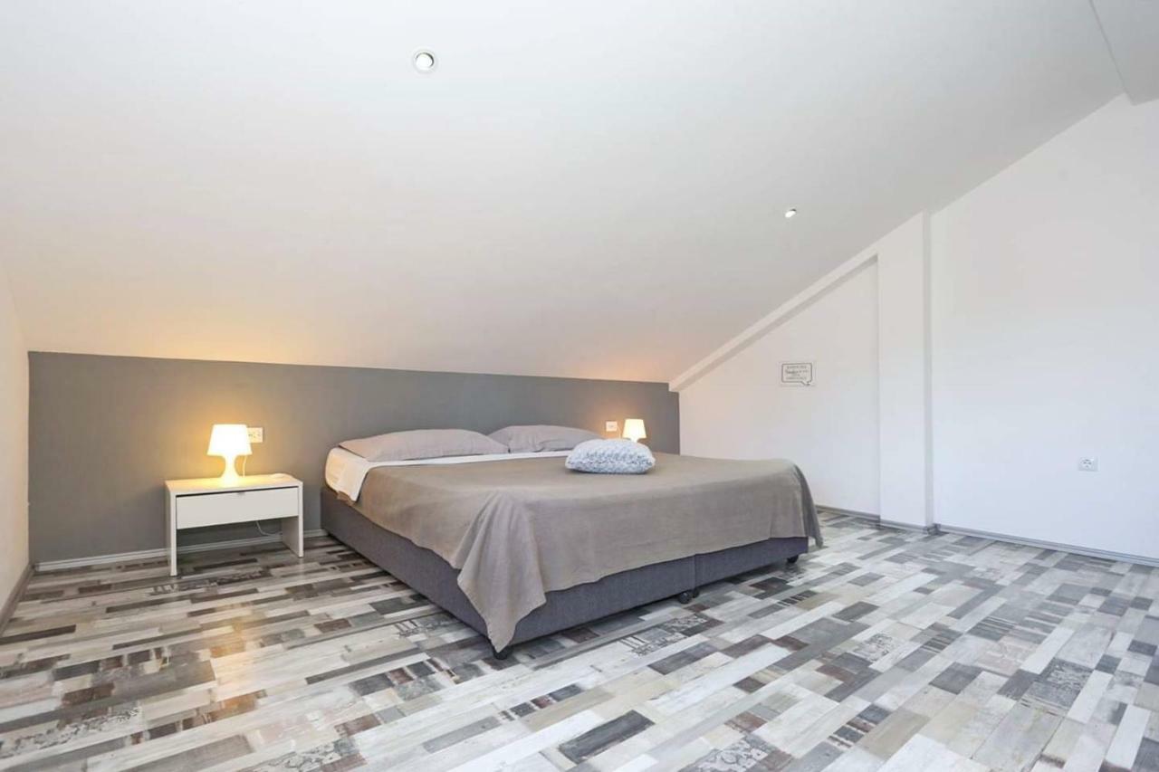 Apartmani Natali Zadar Bagian luar foto